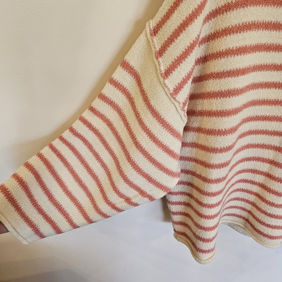 Promesa Oversized Striped Sweater Women’s Large Peachy Red White Cozy Knit - Picture 2 of 10